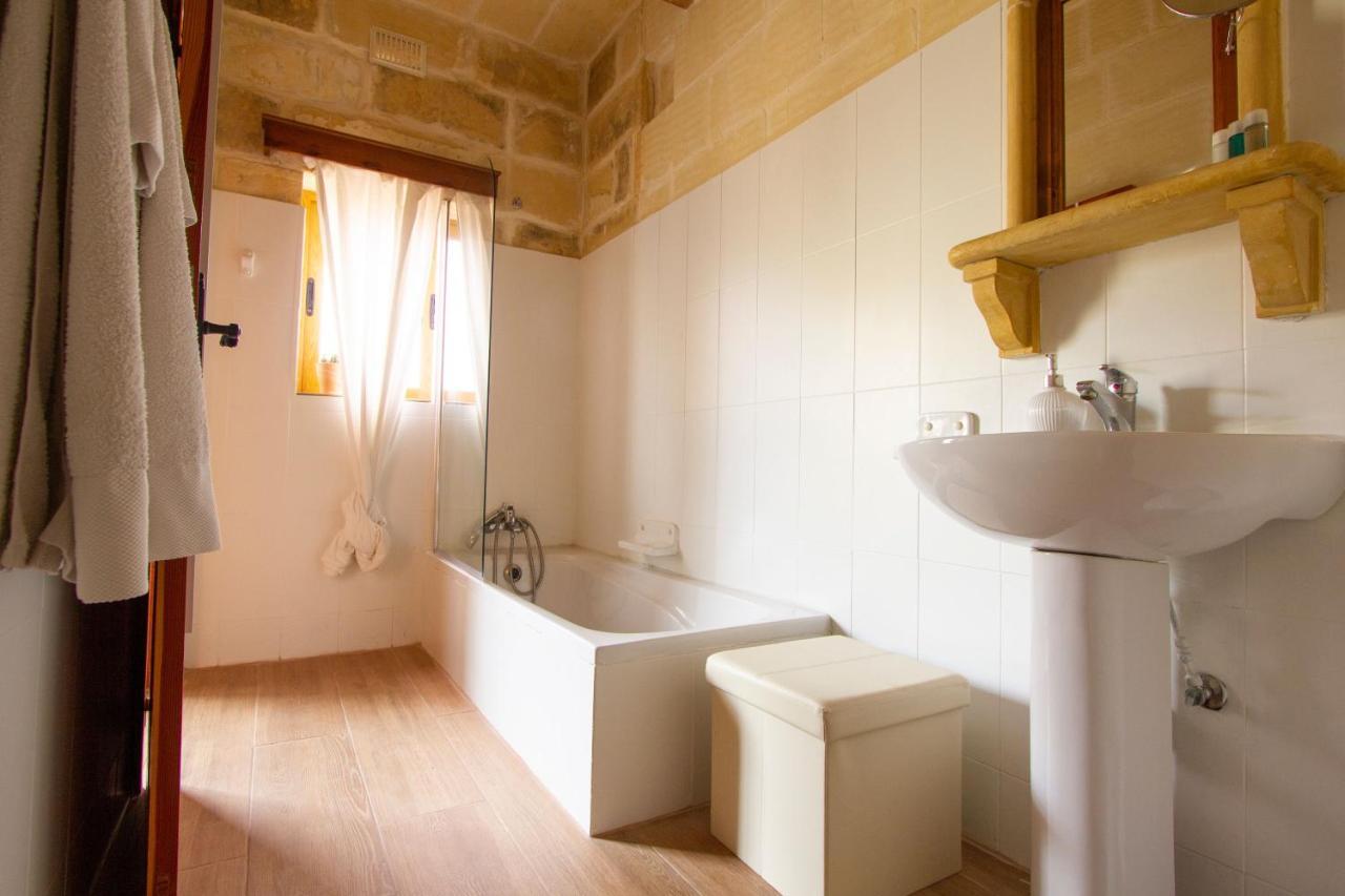 Gizimina B&B By Verosole Xagħra Екстериор снимка